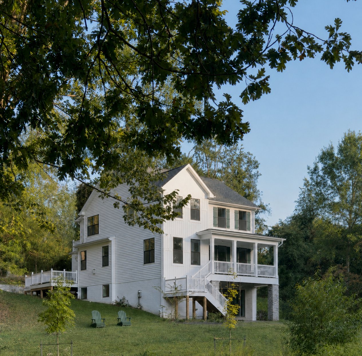 Silver Spring House: 15717 Tierra Dr