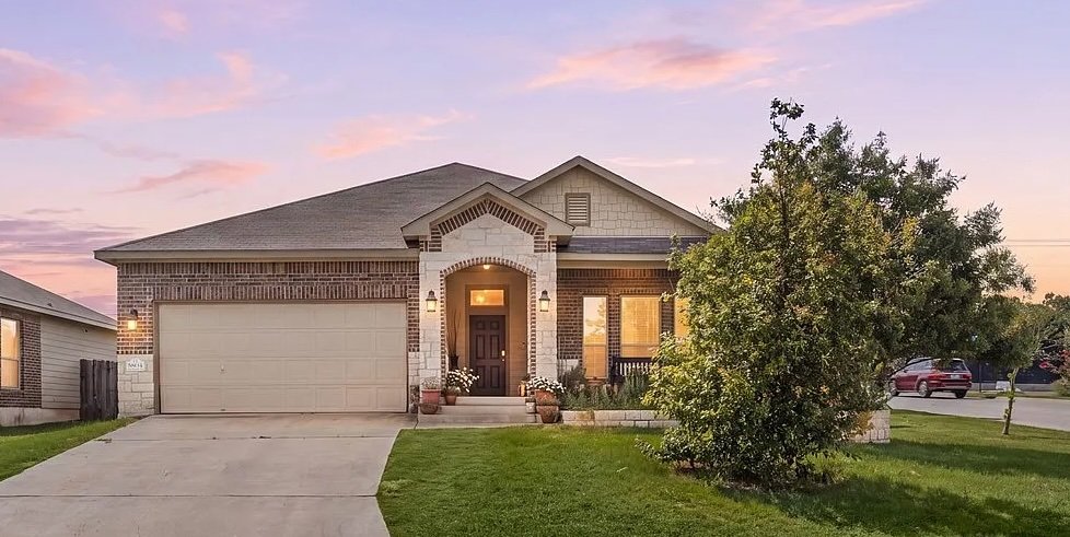 Temple House: 5804 Blackstone Dr