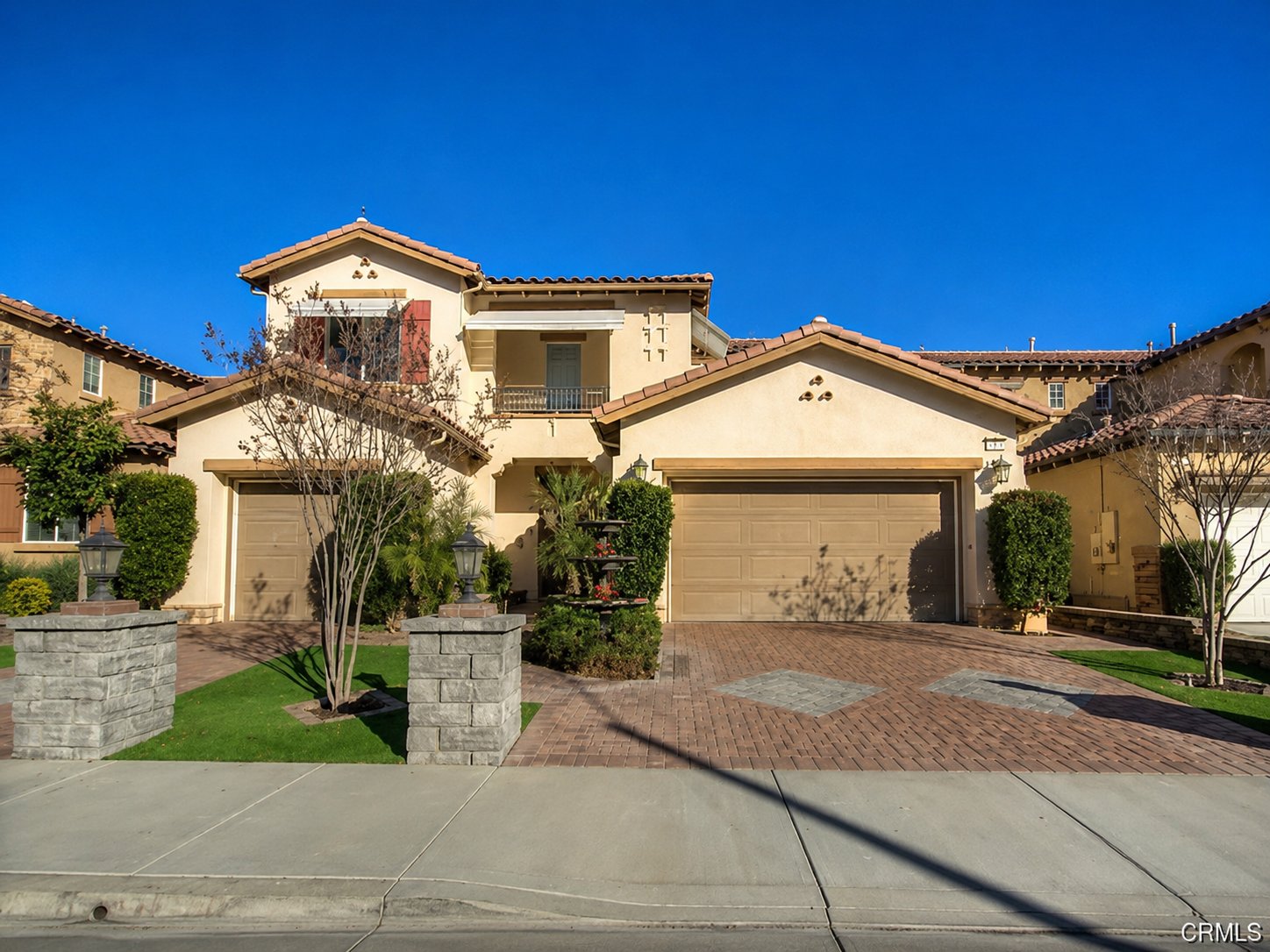 Lake Elsinore House: 11 Plaza Lucerna