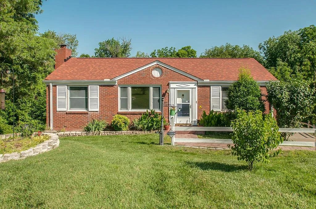 NASHVILLE House: 2700 NODYNE DRIVE