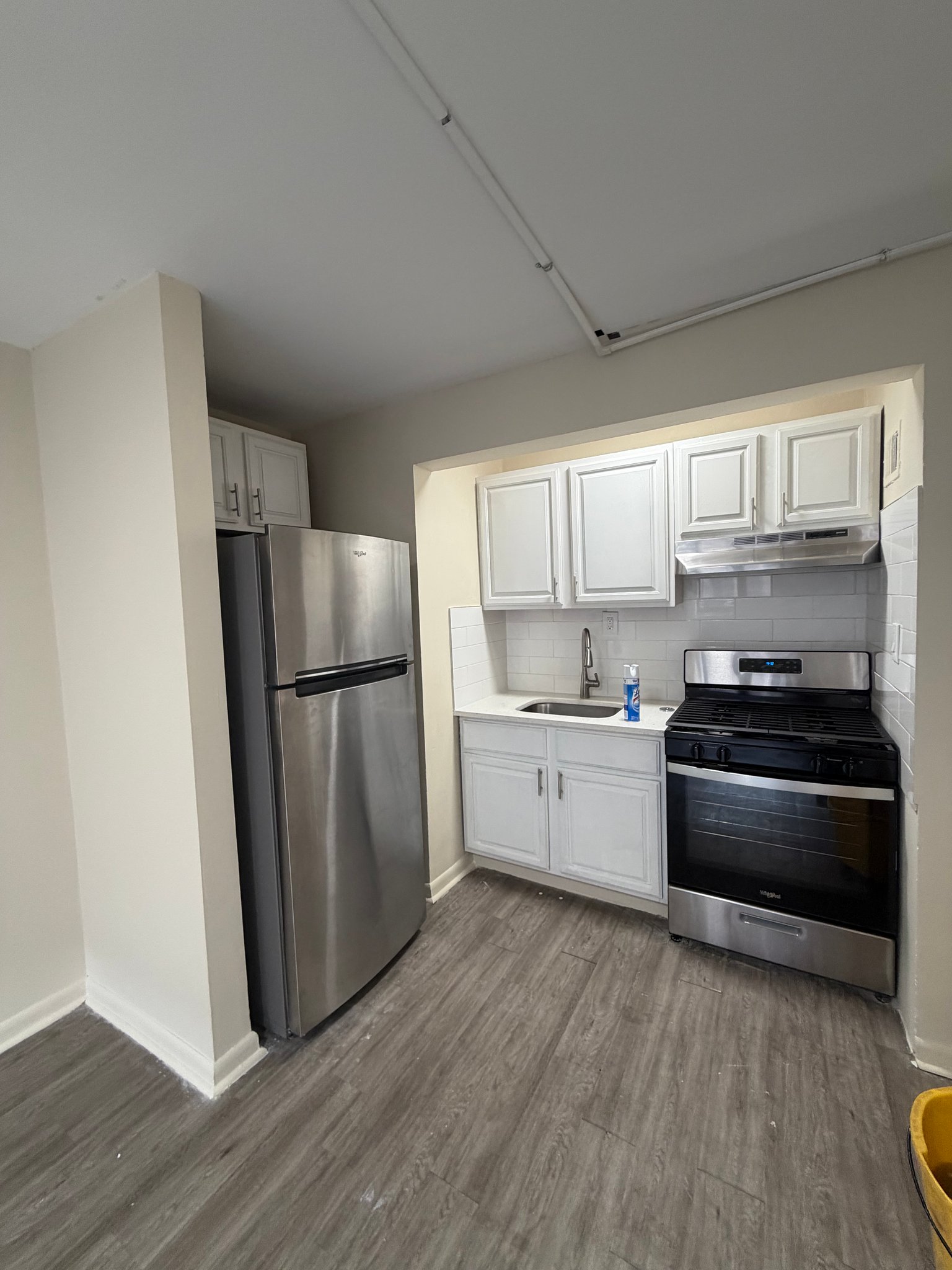 East Orange Apartment: 110 Washington St
