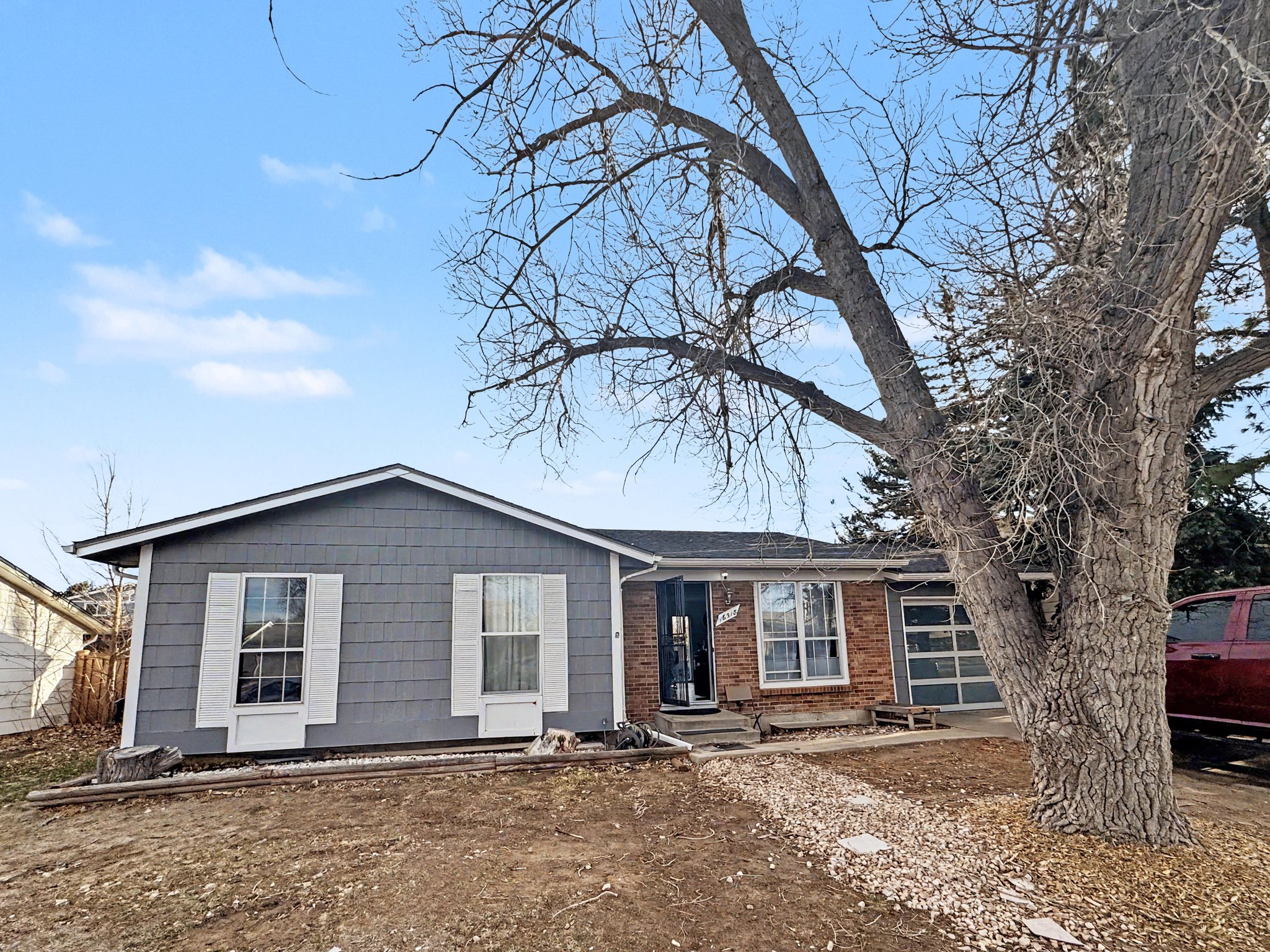 Aurora House: 16518 East Wesley Avenue