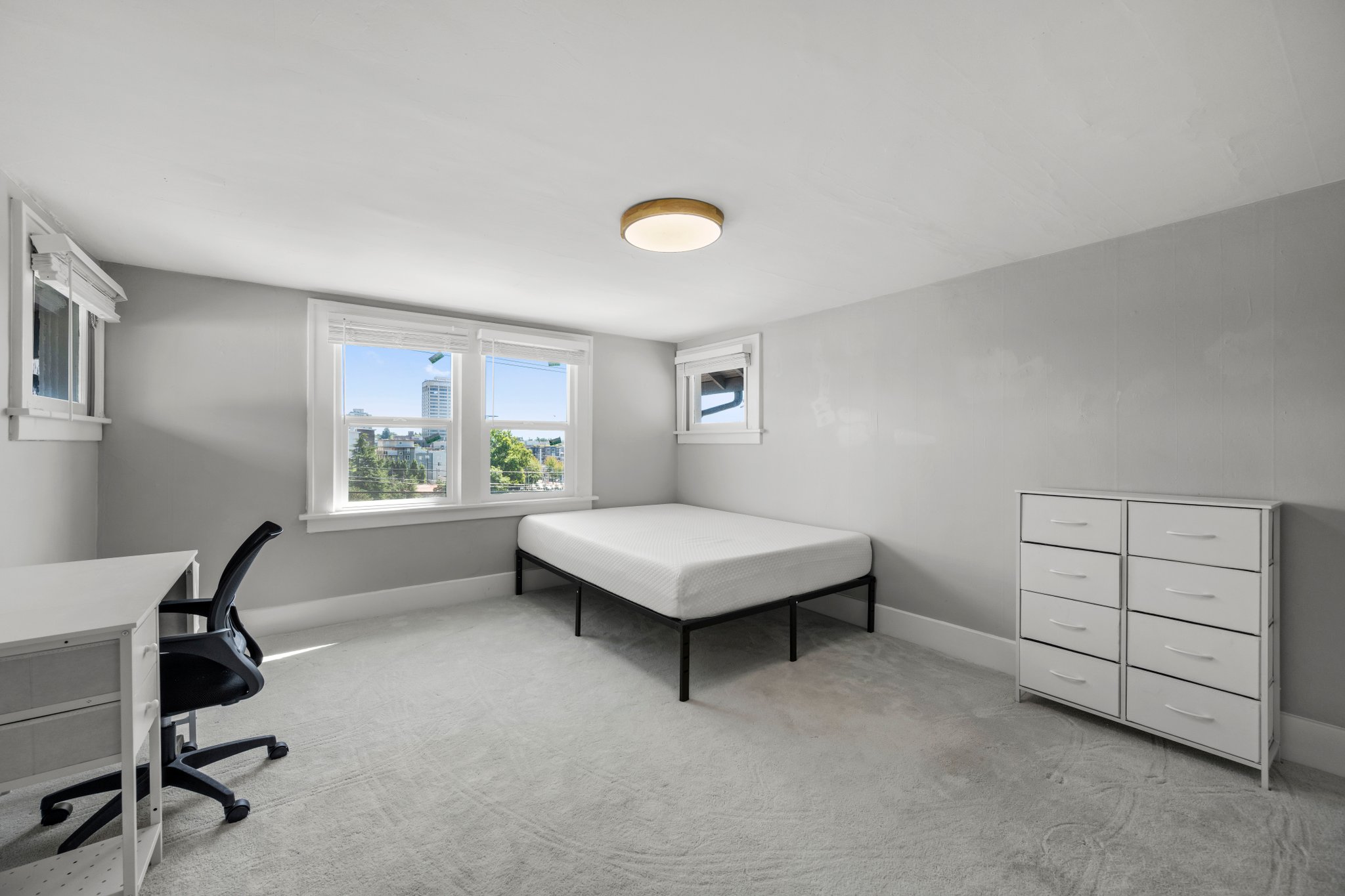 Seattle Multiplex: 4525 5th Ave NE