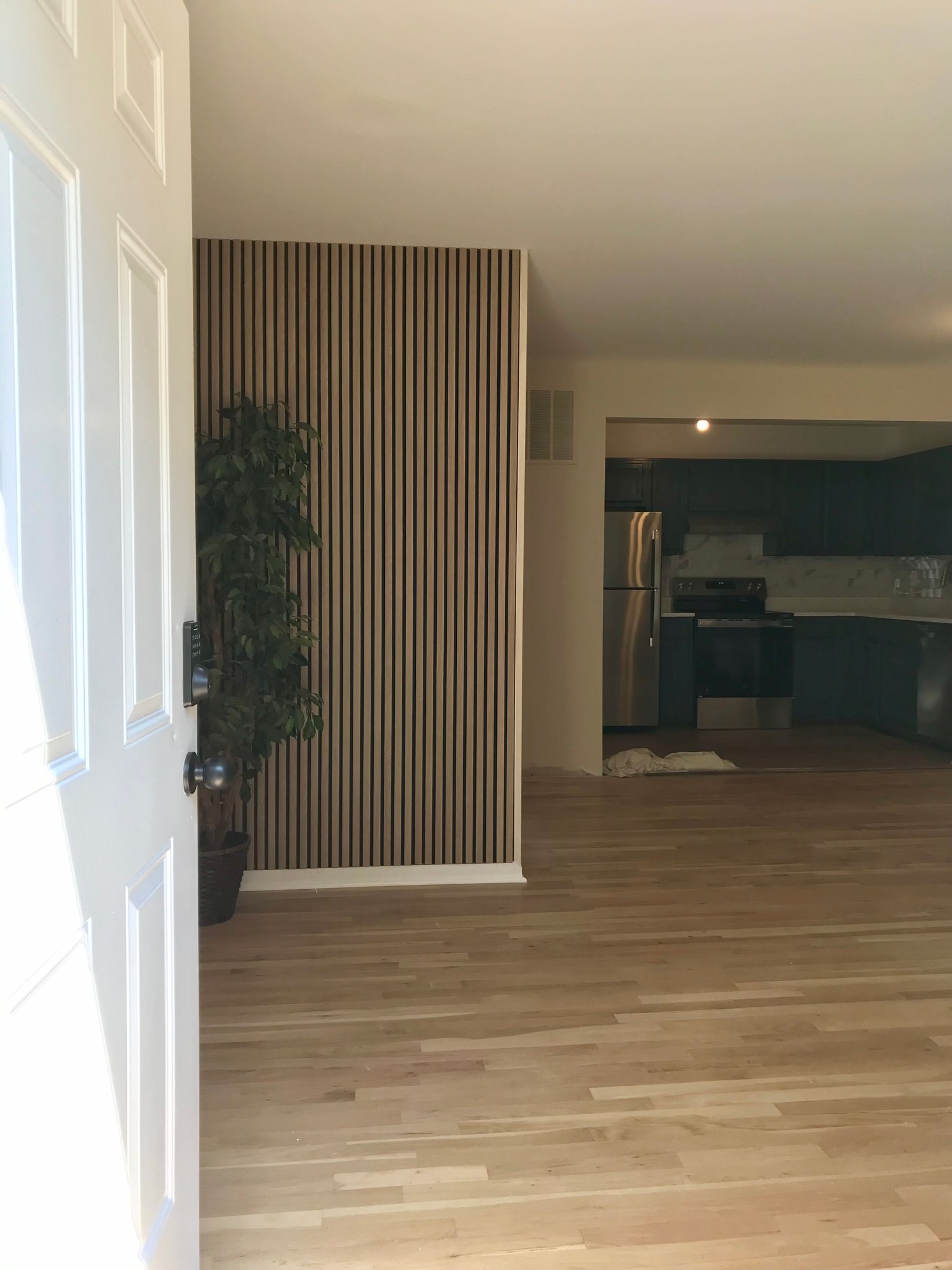 gaithersburg Townhome: 11640 pleasent meadow drive