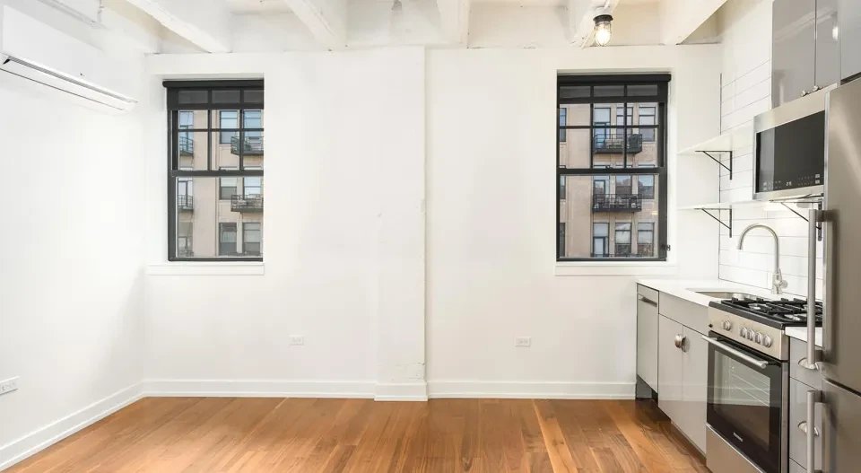 Chicago Apartment: 1515 West Monroe Street #036 Chicago, IL 60607