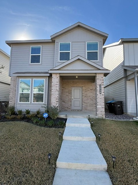 Fort Worth House: 3048 Strawberry Farm Ln