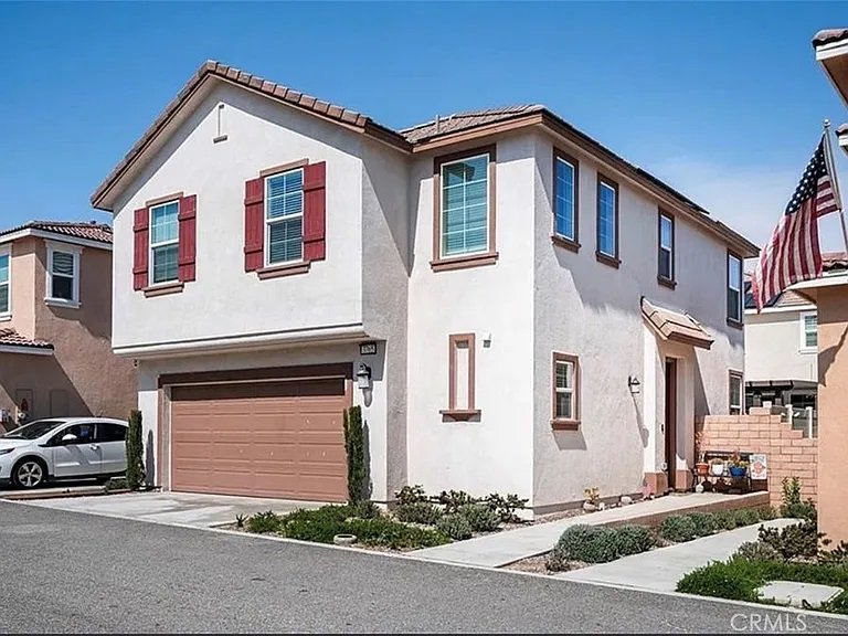 San Bernardino Condo: 3765 Wildrye Dr
