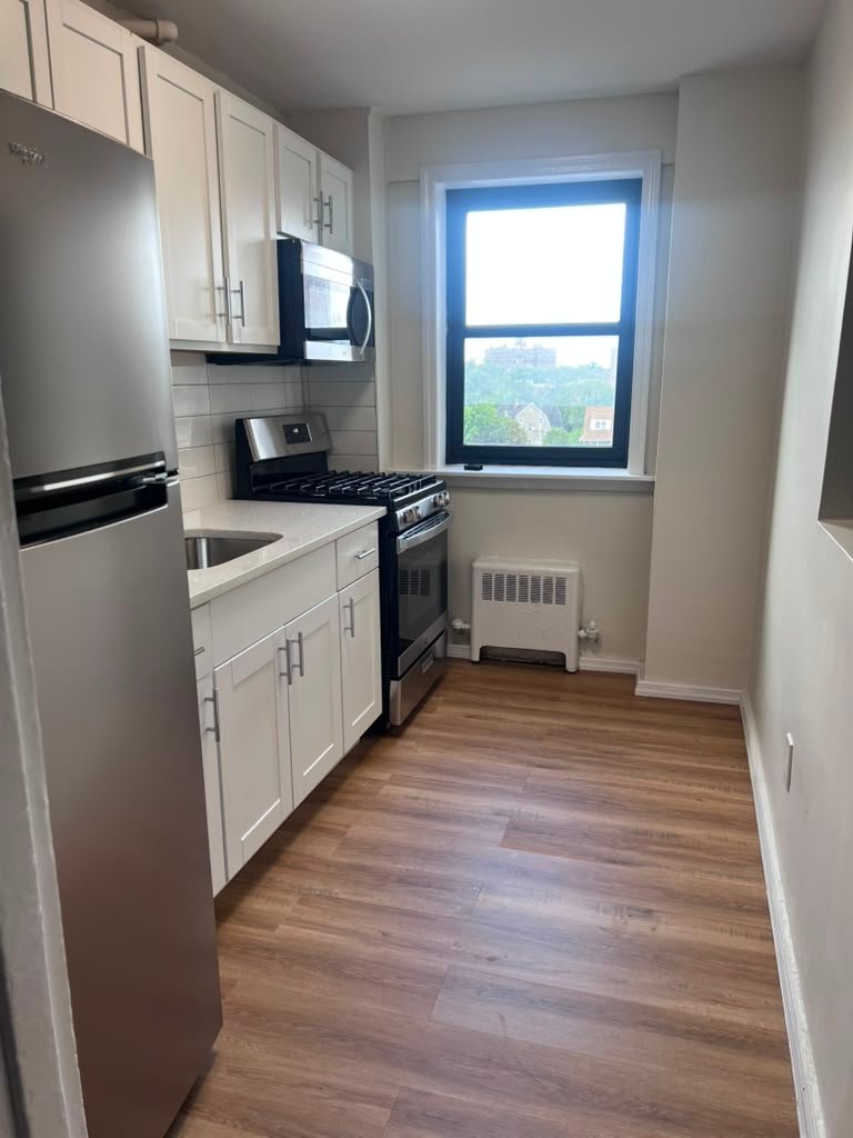 East Orange Apartment: 110 Washington
