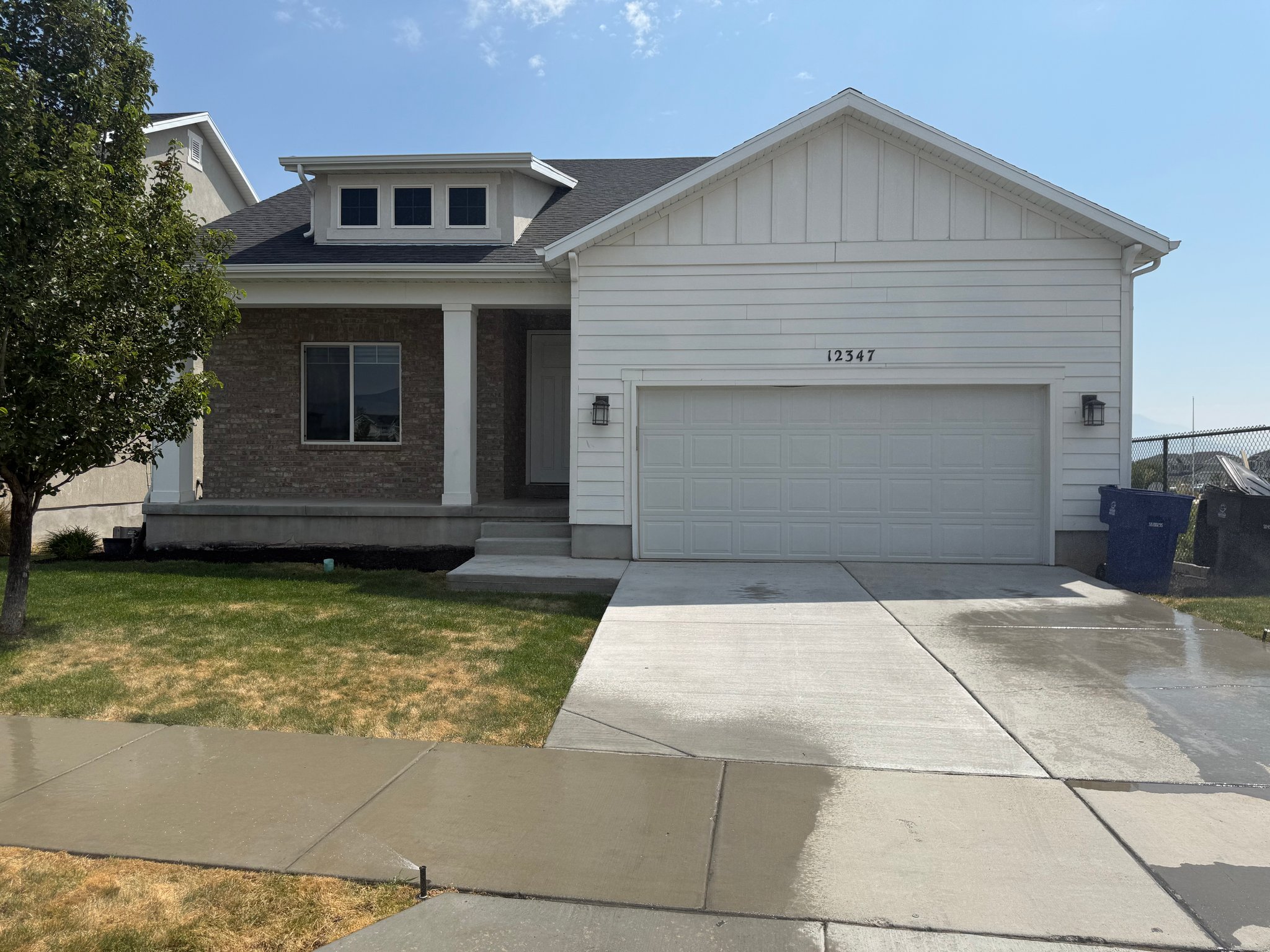 Herriman House: 12347 S Bigbend Vista Dr