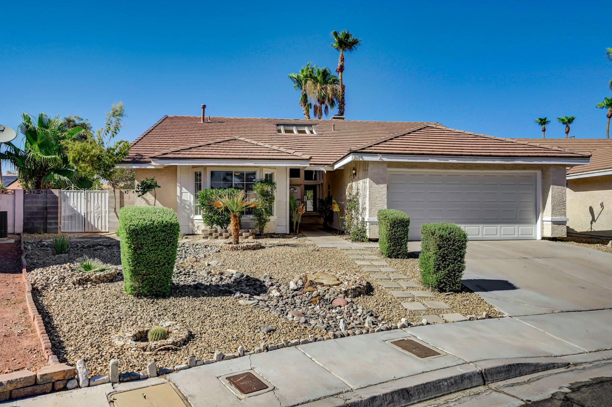 Henderson House: 2007 Big Bend Way