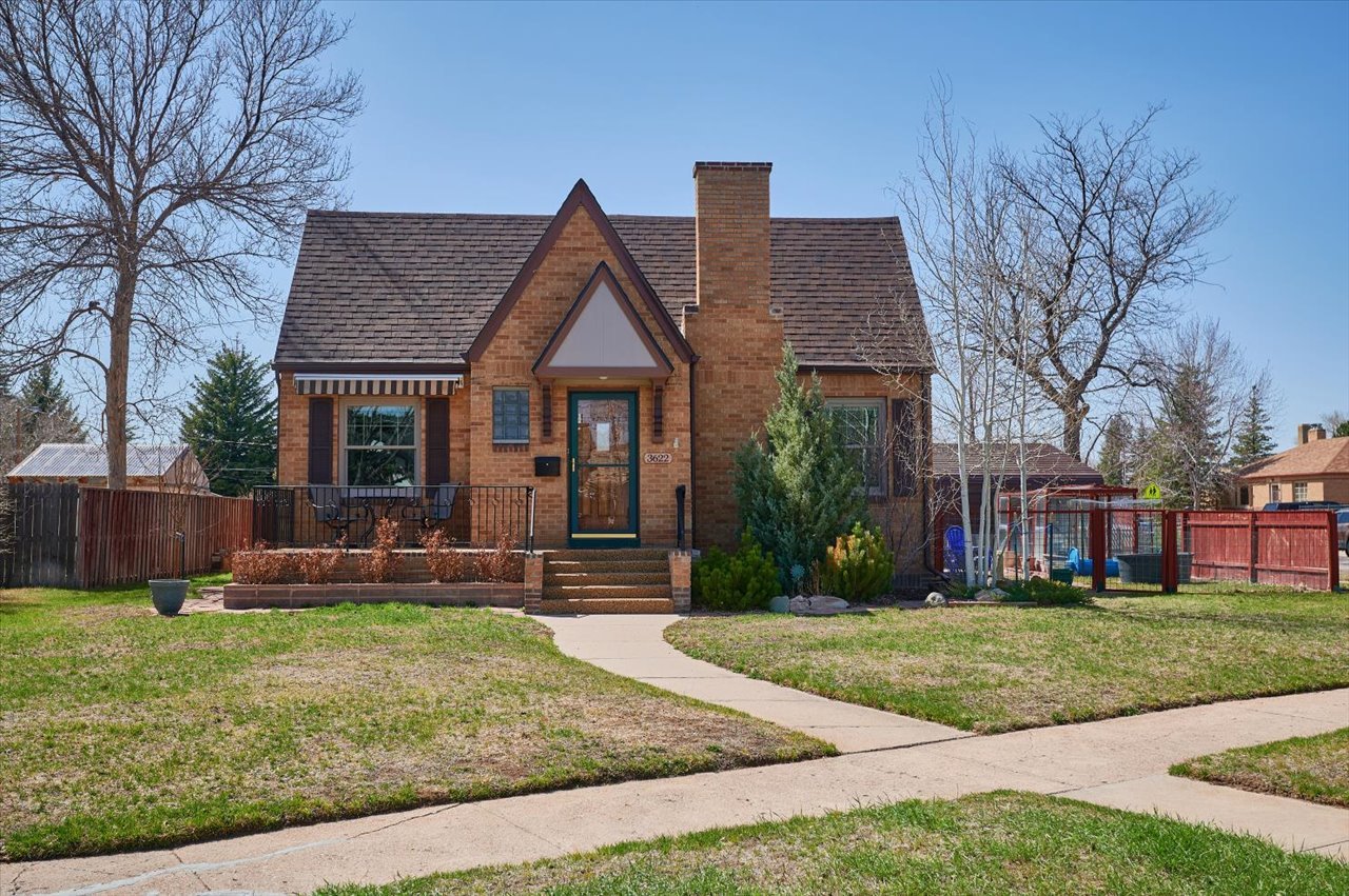 Cheyenne House: 3622 Carey Ave