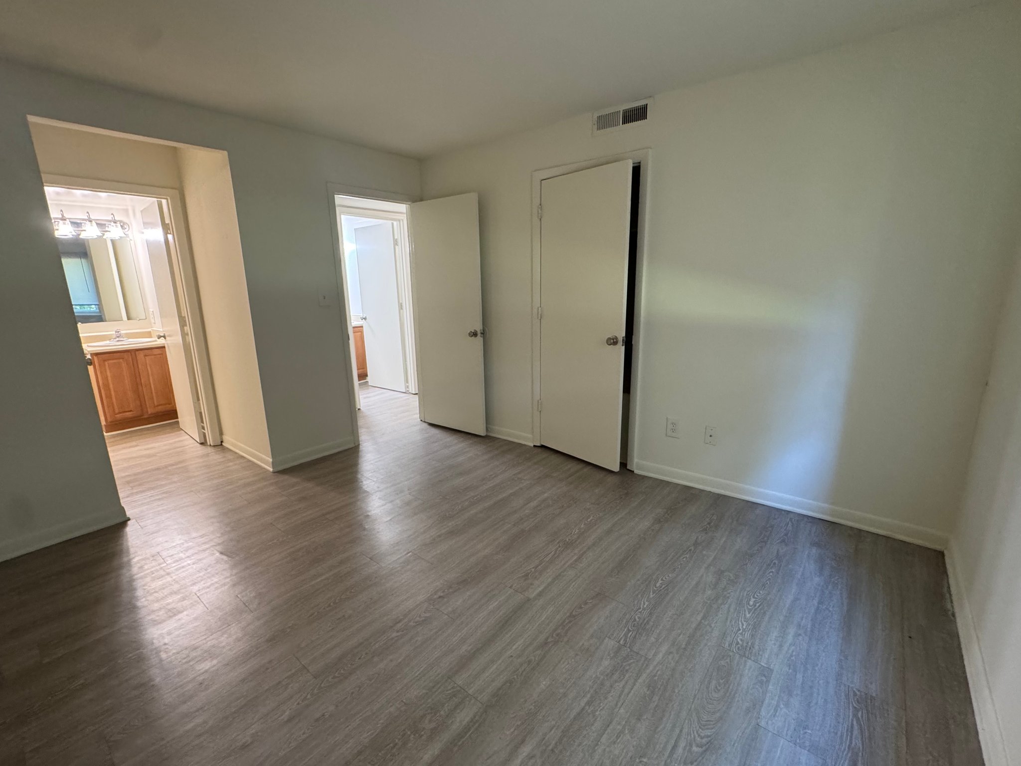 Lynchburg Apartment: 600 Reusens Road
