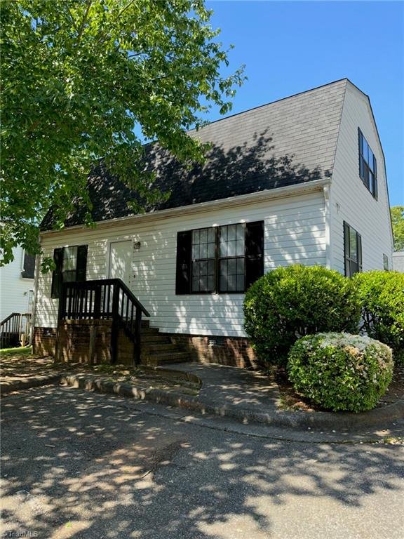 Greensboro Townhome: 1024 Fir Place