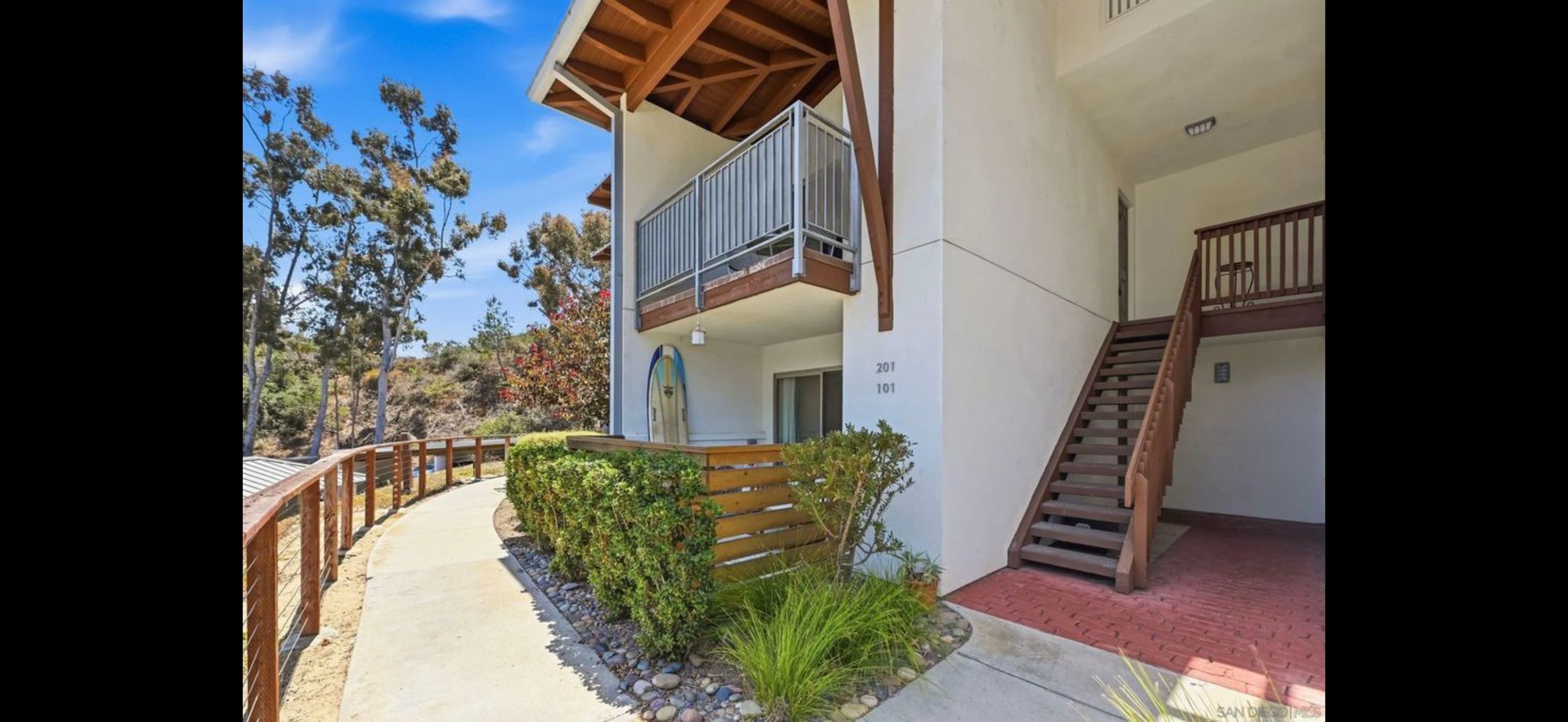 Encinitas Condo: 1740 S El Camino Real