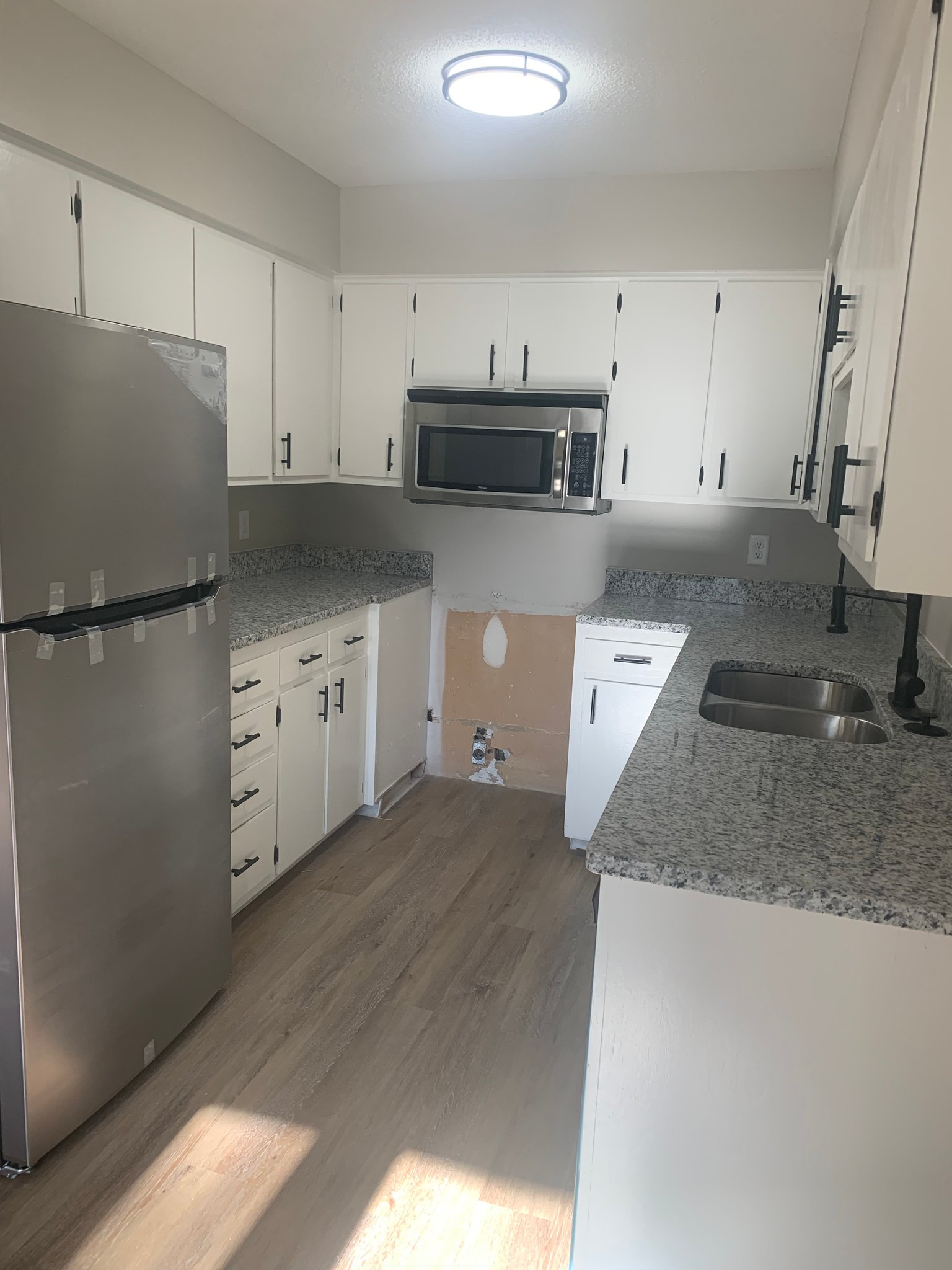 Springfield Apartment: 210 North 4th Street