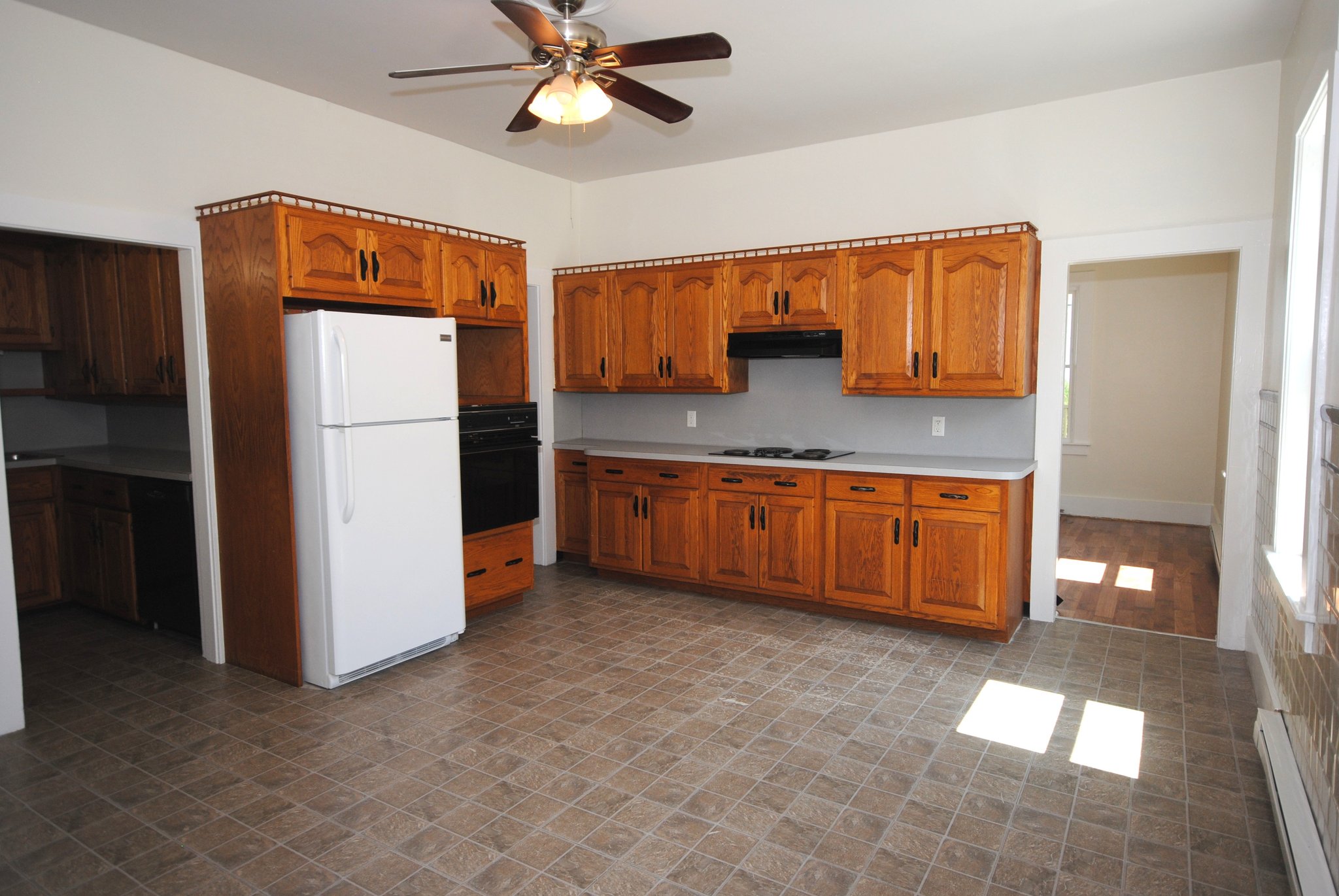 Palmer Townhome: 22 North St