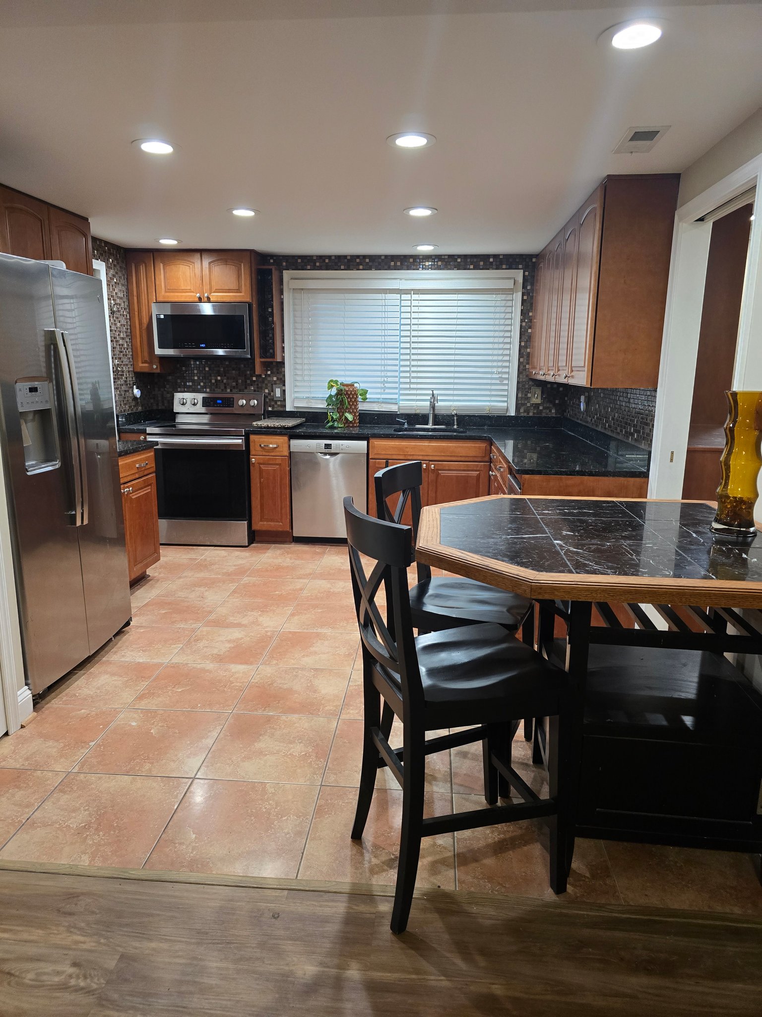 Sterling House: 602 Sugarland Run Dr