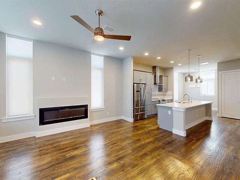 Dallas Townhome: 13228 Bee St