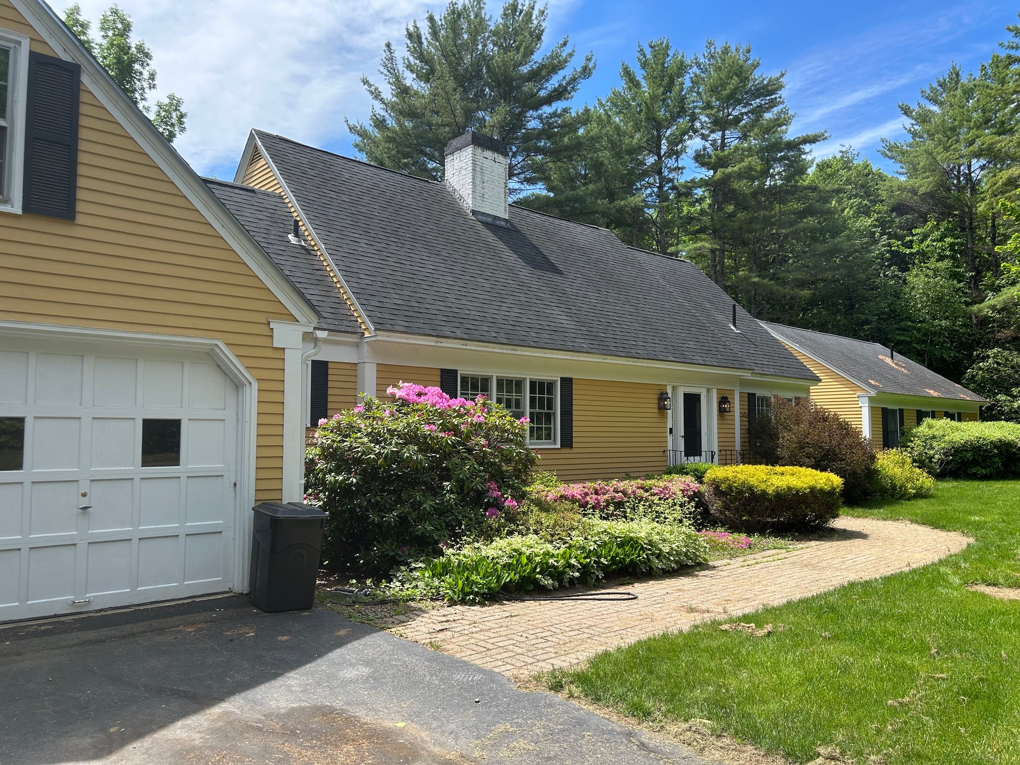 manchester House: 172 readfield rd