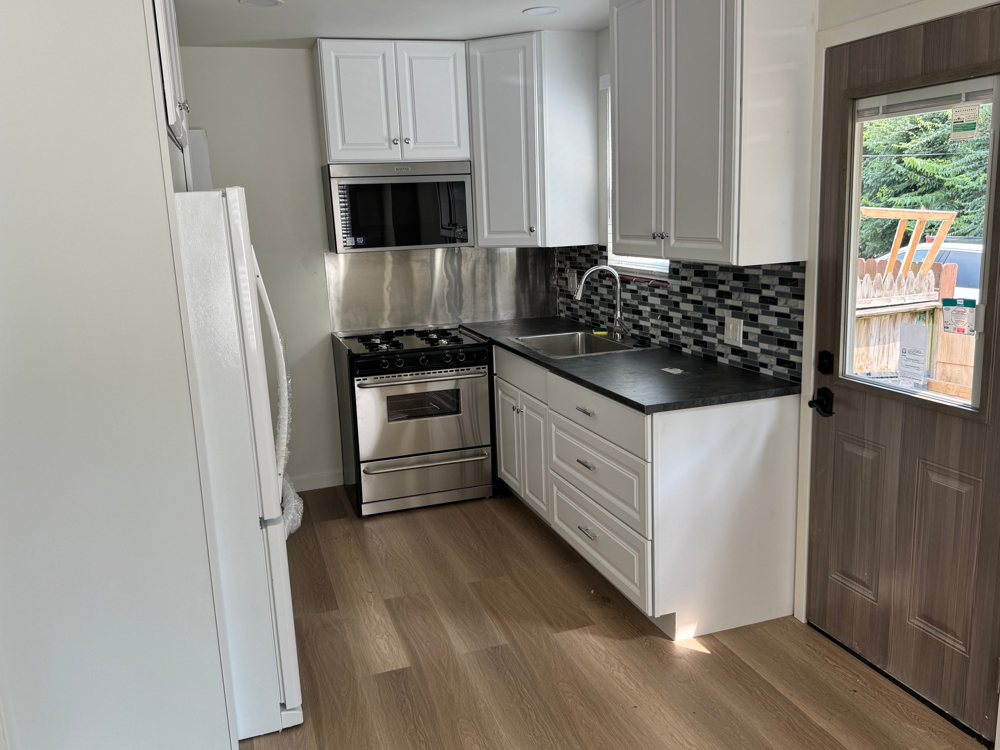 Columbus Apartment: 235 W Pacemont Rd