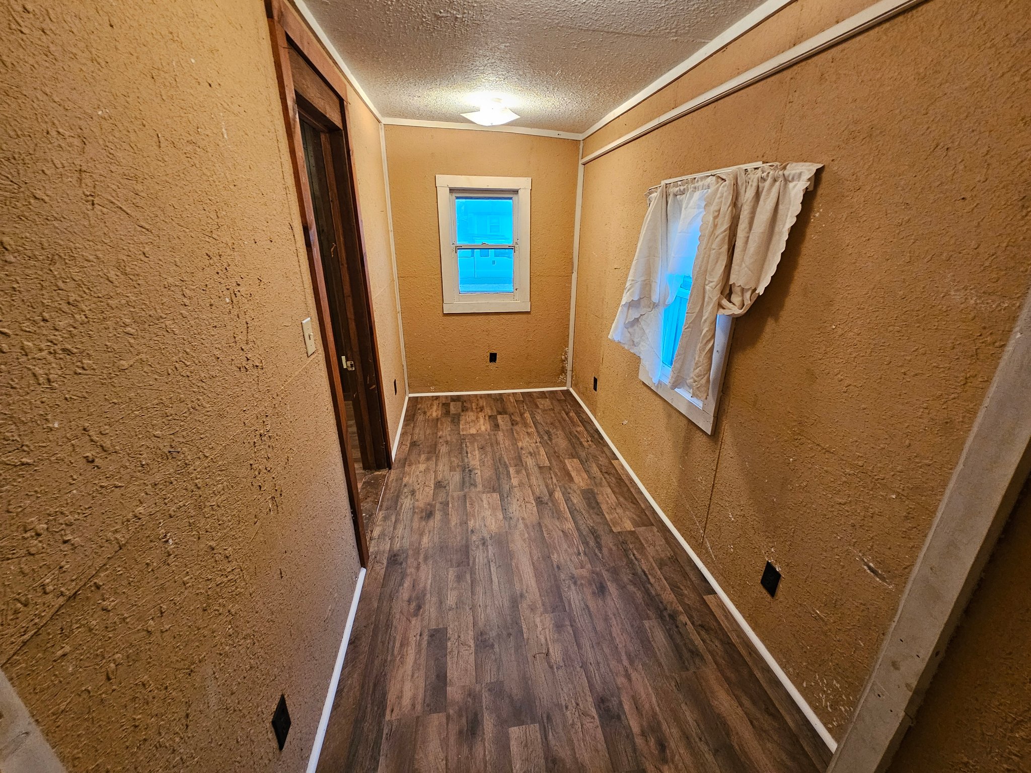 Neodesha House: 907 Wisconsin St