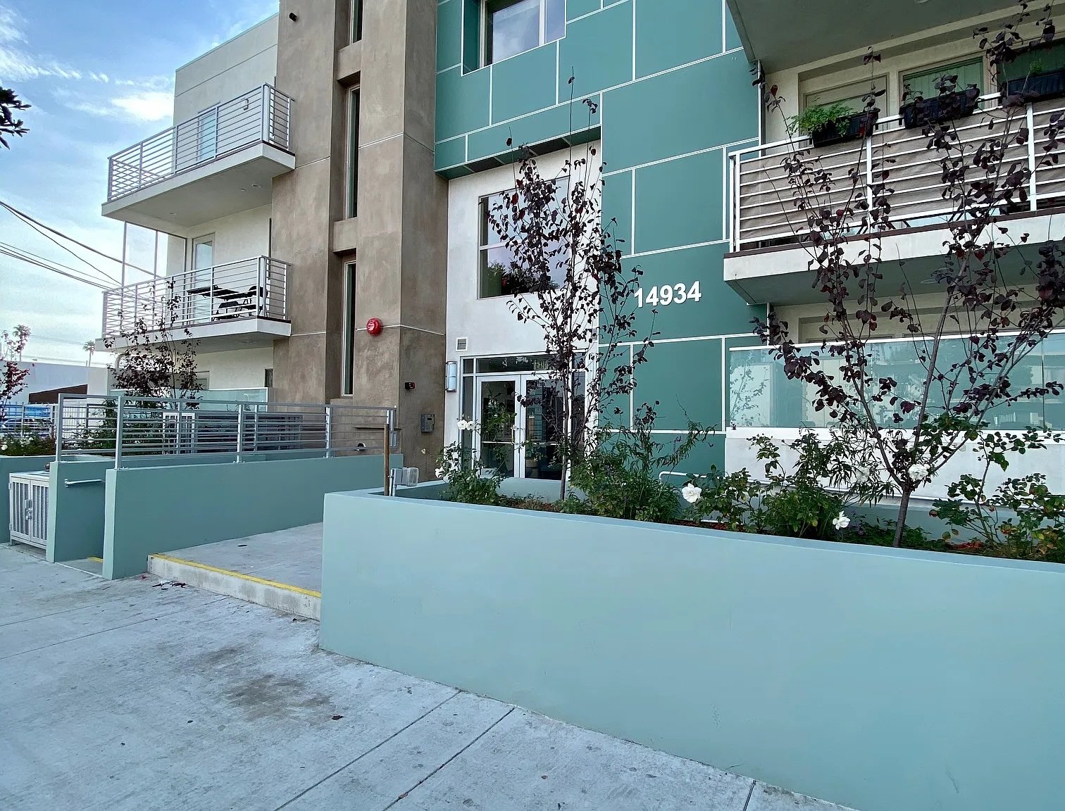 Sherman Oaks Condo: 14934 Burbank Blvd