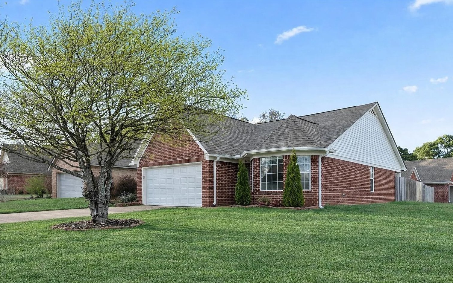 Olive Branch House: 9438 Huron Dr