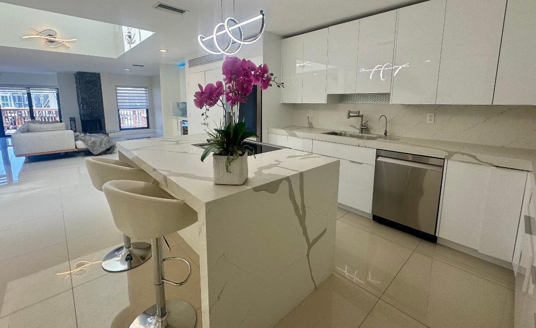 Highland Beach Townhome: 1127 BOCA COVE Lane