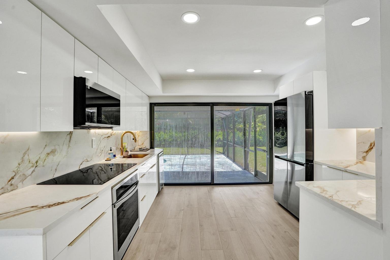 Boca Raton House: 840 SW 3RD Street