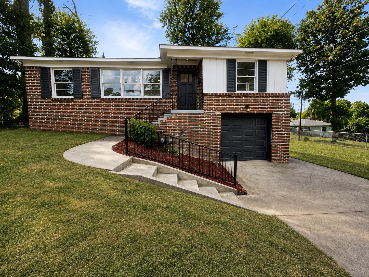 Birmingham House: 4614 Avenue I