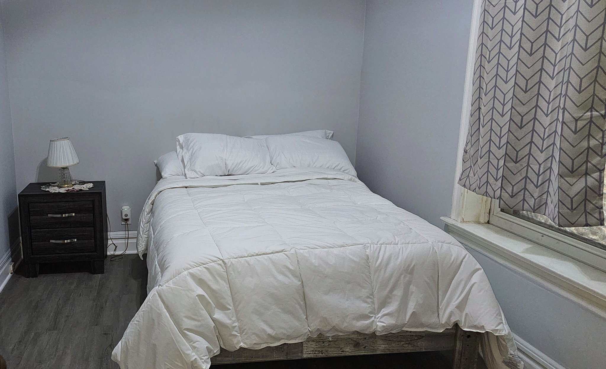 Chicago Apartment: 7712 S Carpenter St