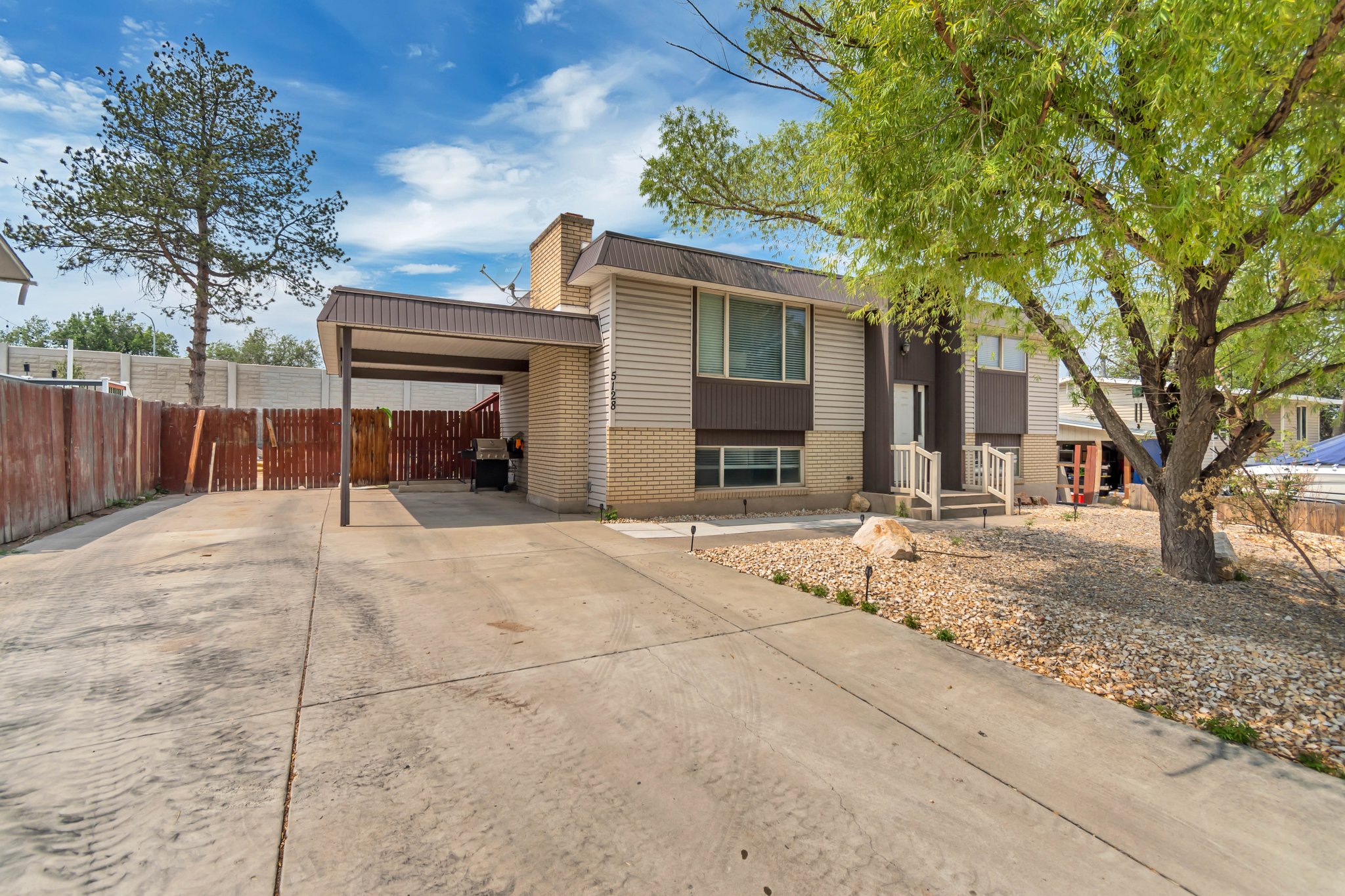 Salt Lake City Apartment: 5128 S 3760 W