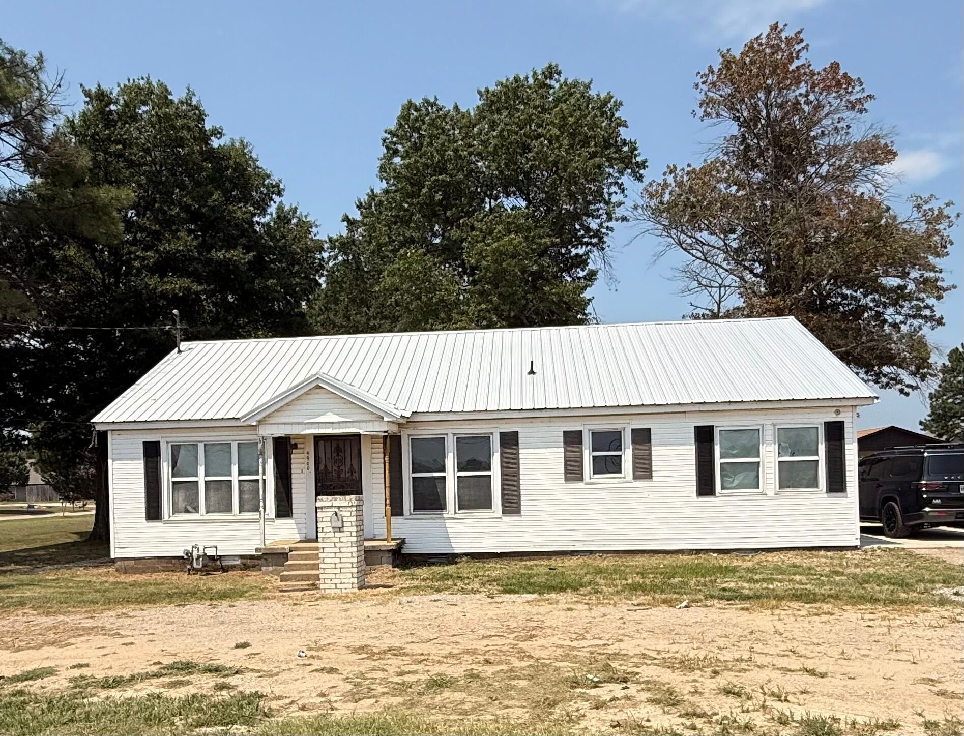 Jonesboro House: 4900 E Highland Dr