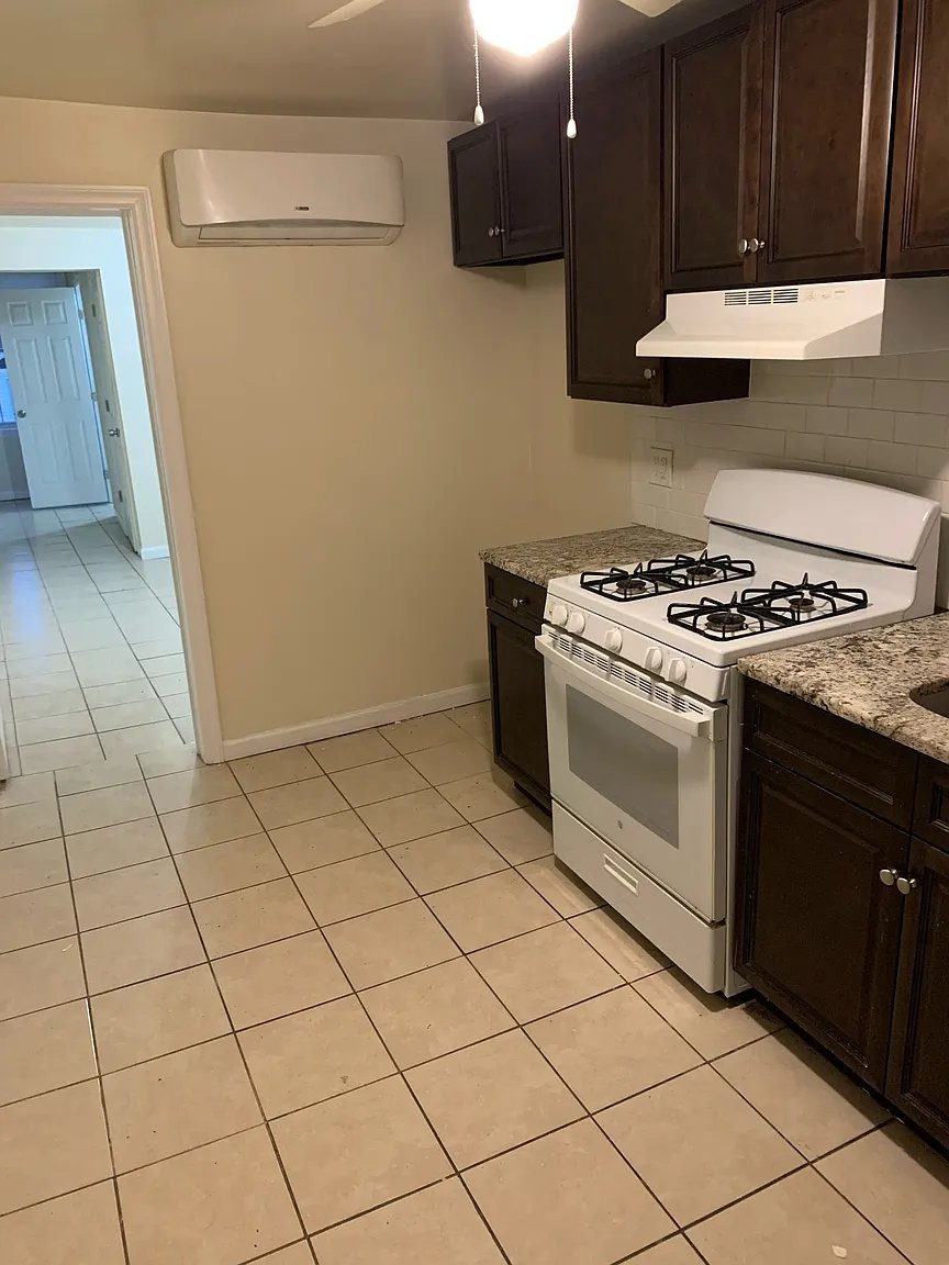 Paterson Apartment: 83 Market St
