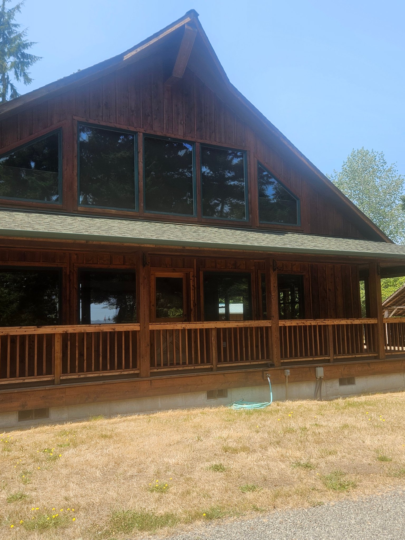 Greenbank House: 715 Bakken Rd