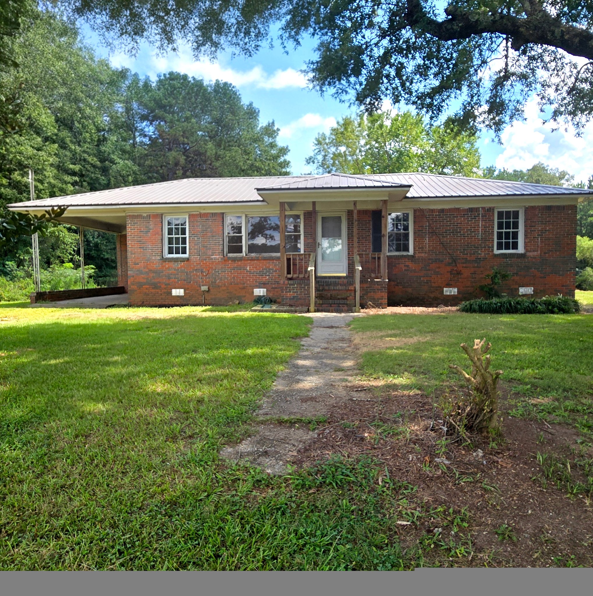 Harpersville House: 222 Hwy 62