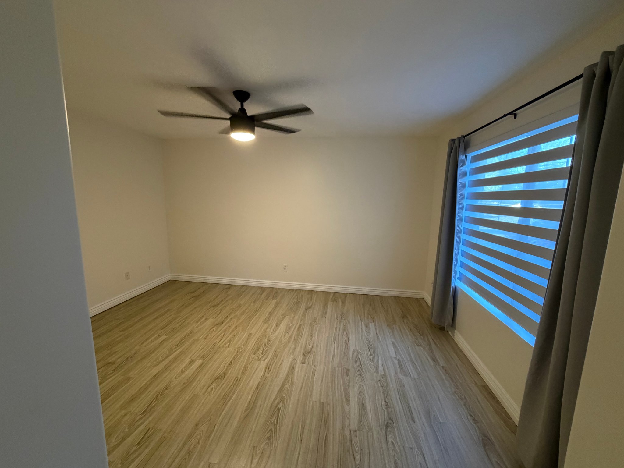 Pleasant Grove Apartment: 372 S 930 W