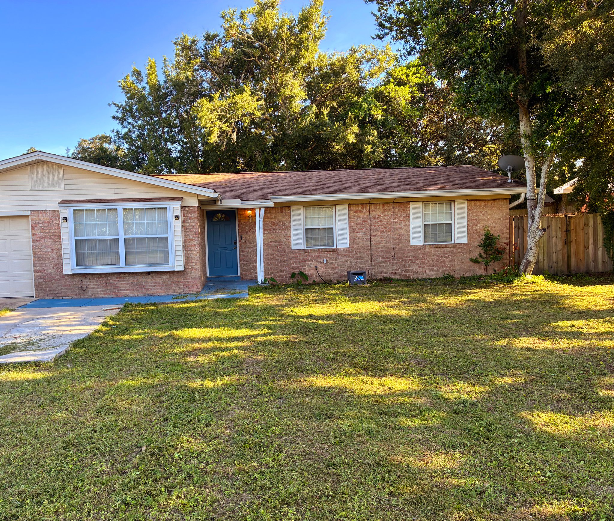 Fort Walton Beach House: 632 Mayflower Ave