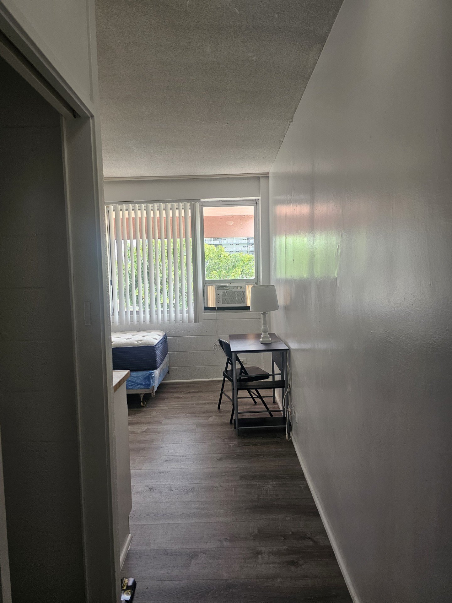 Honolulu Apartment: 1142 S. King Street