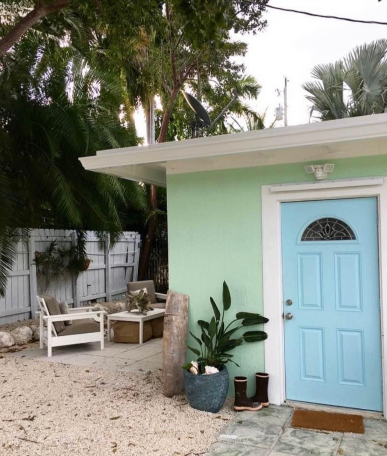 Islamorada House: 115 Carroll St