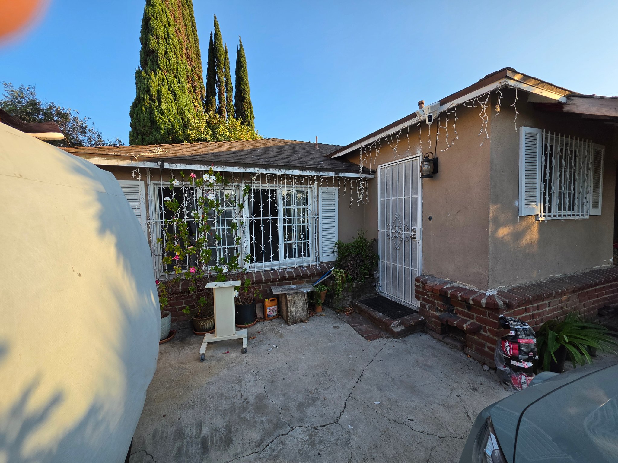 Los Angeles Single Room: 1318 W 119th St