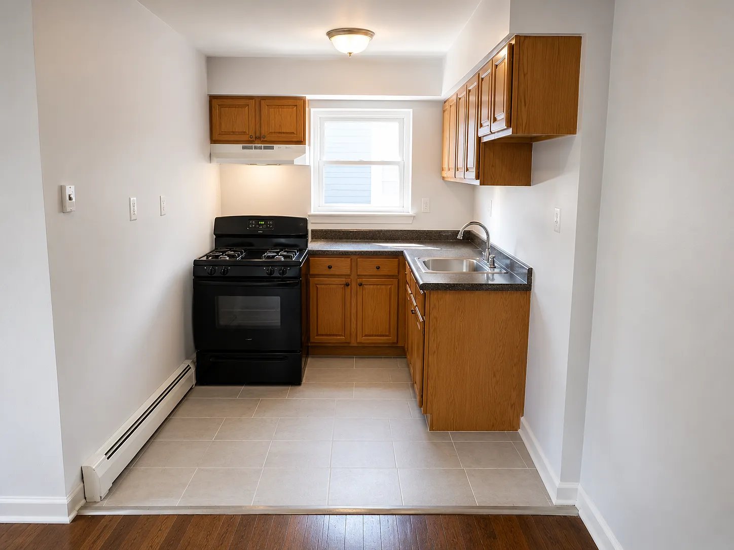 Newark Apartment: 291 Wainwright St