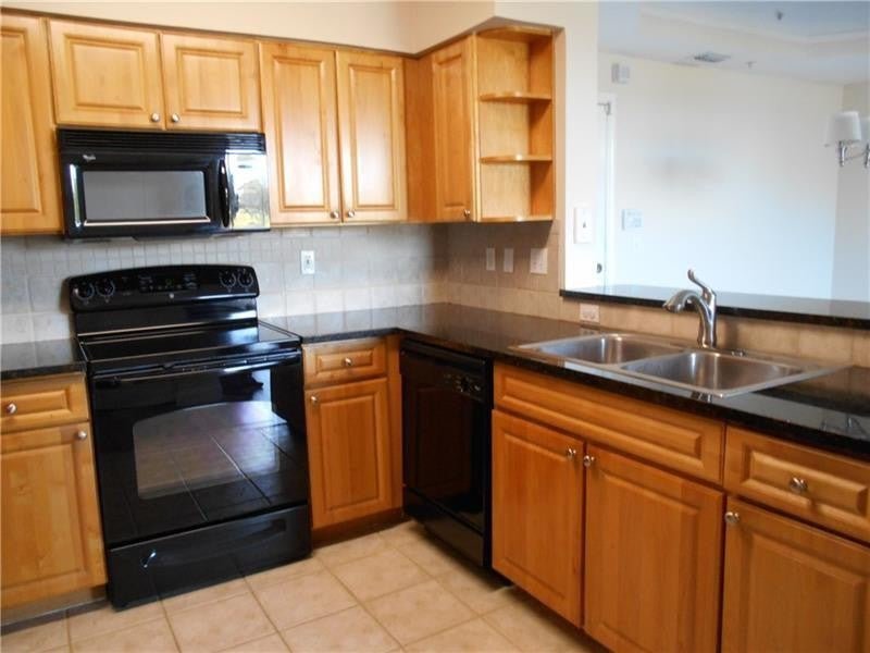 Delray Beach Townhome: 2058 ALTA MEADOWS Lane 2512