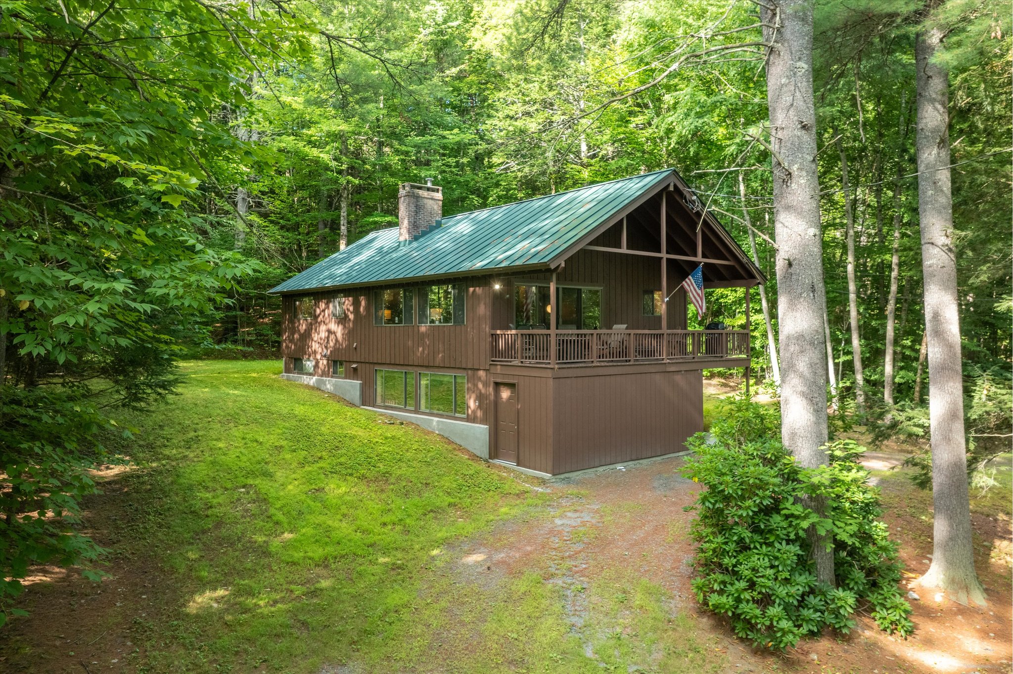Jamaica House: 1138 River Rd