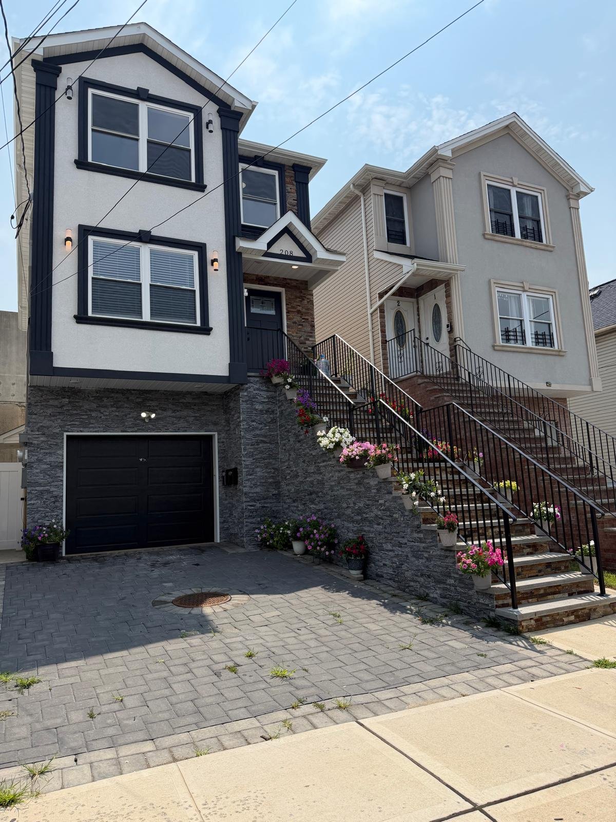 Elizabeth Multiplex: 208 Atlantic St