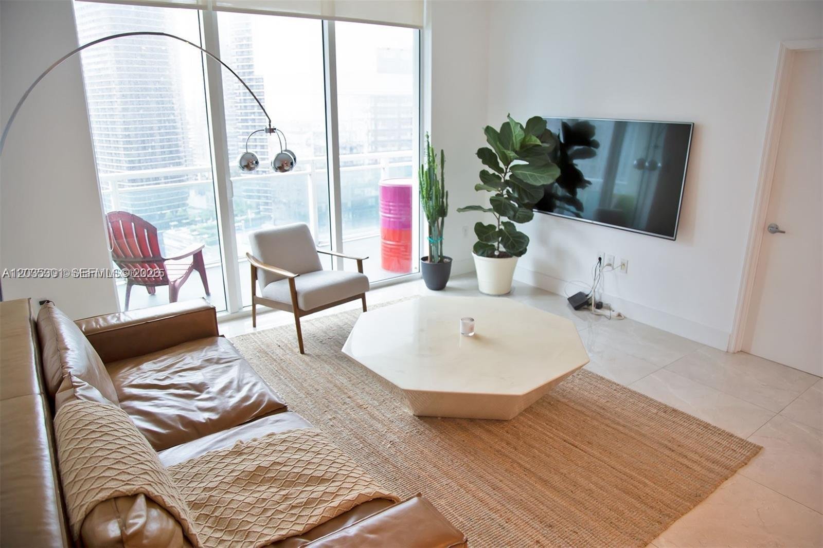 Miami Condo: 951 Brickell Ave # 3007