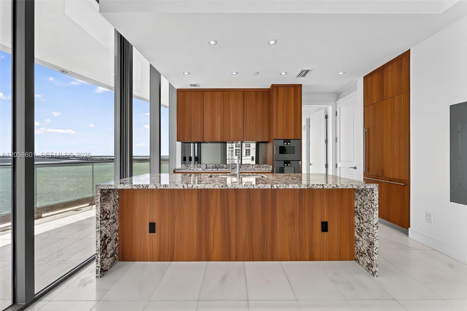 Miami Condo: 175 SE 25th Rd # 604