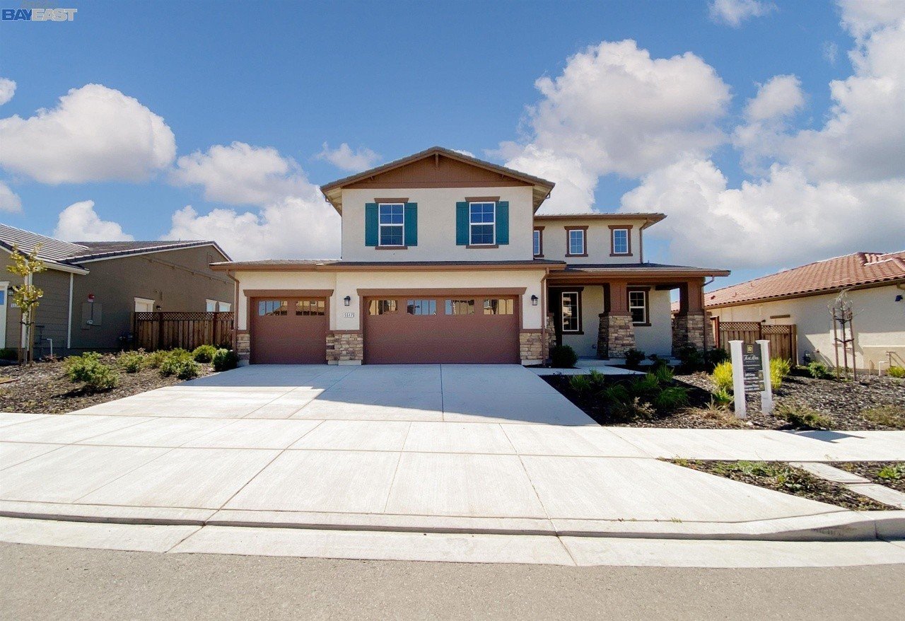 Antioch House: 5517 Pinnacle View Way