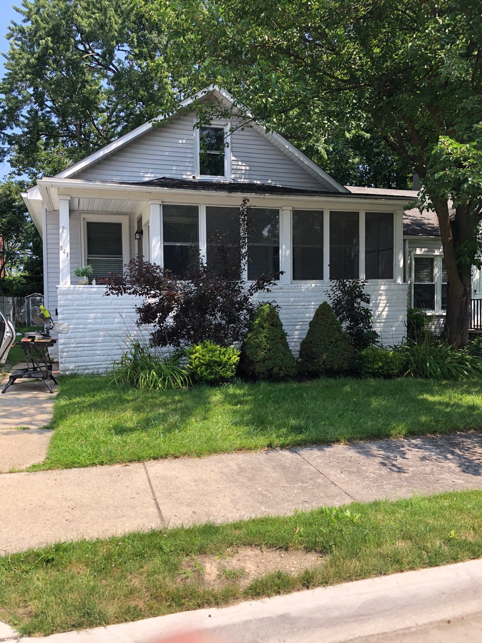 Ferndale House: 541 E Breckenridge St