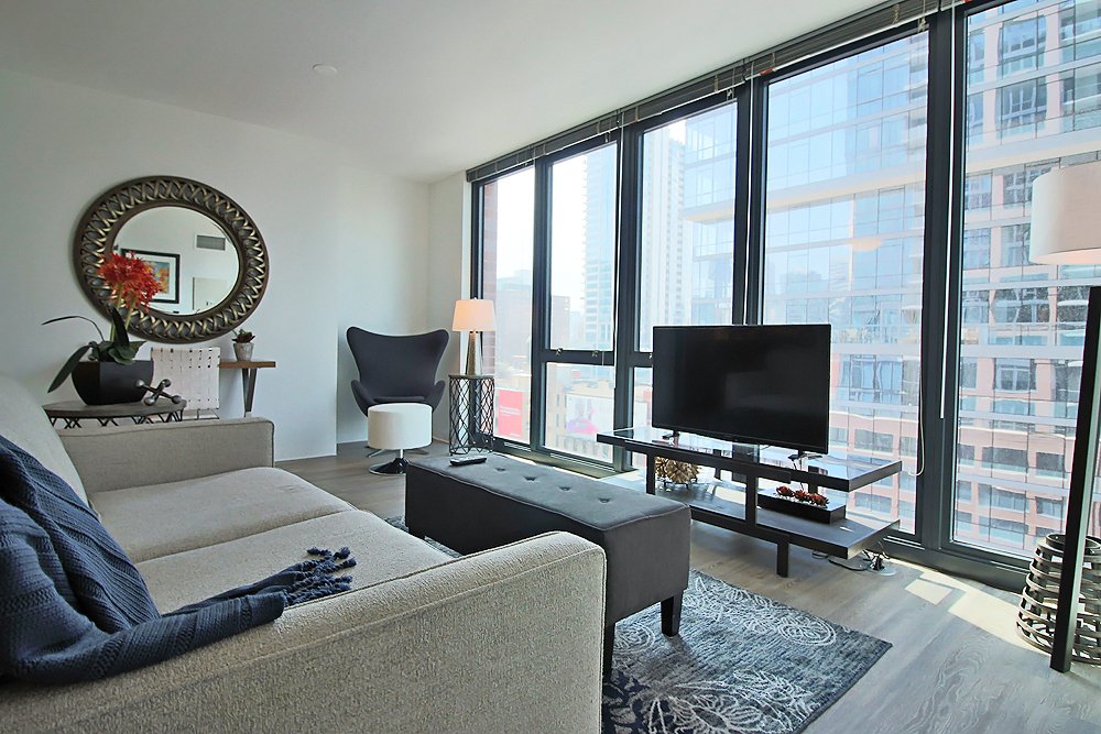 Chicago Condo: 699 N Wells St